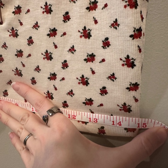 NWOT Live In The Moment Crop Tank - Picture 5 of 5